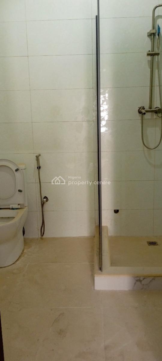 Luxury 3-bedroom Apartment With1-room Chalet., Guzape District, Abuja, Flat / Apartment for Sale