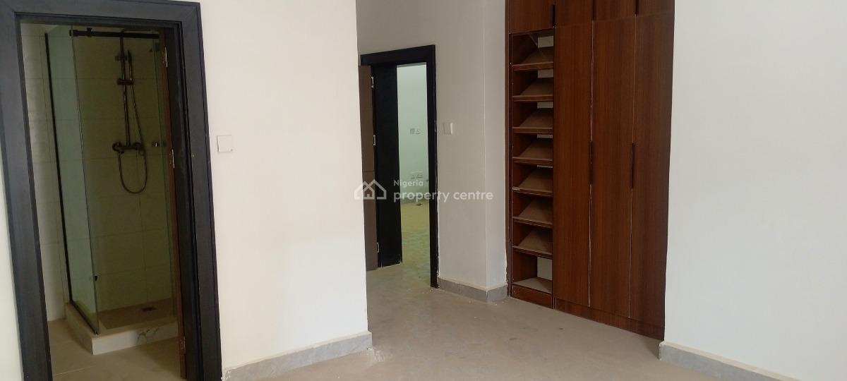 Luxury 3-bedroom Apartment With1-room Chalet., Guzape District, Abuja, Flat / Apartment for Sale