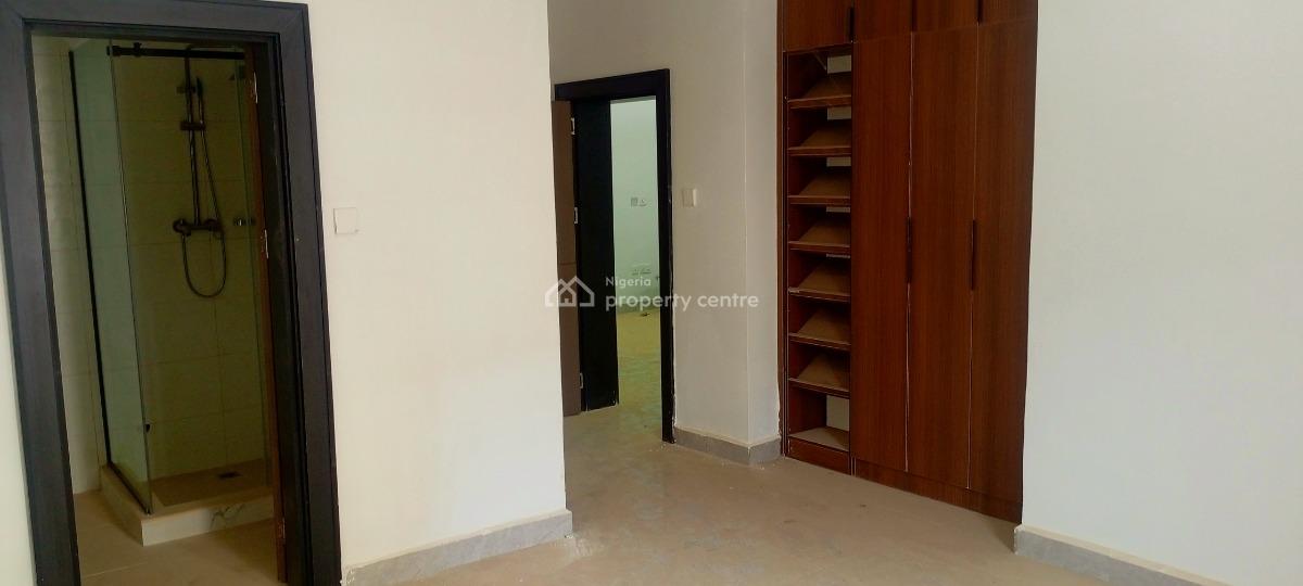 Luxury 3-bedroom Apartment With1-room Chalet., Guzape District, Abuja, Flat / Apartment for Sale