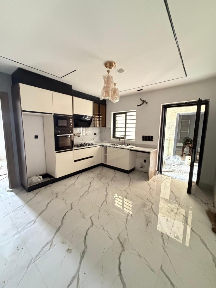 Luxuriously Finished 2bedroom Apartment, Off Freedom Way, Lekki Phase 1, Lekki, Lagos, Flat / Apartment for Sale