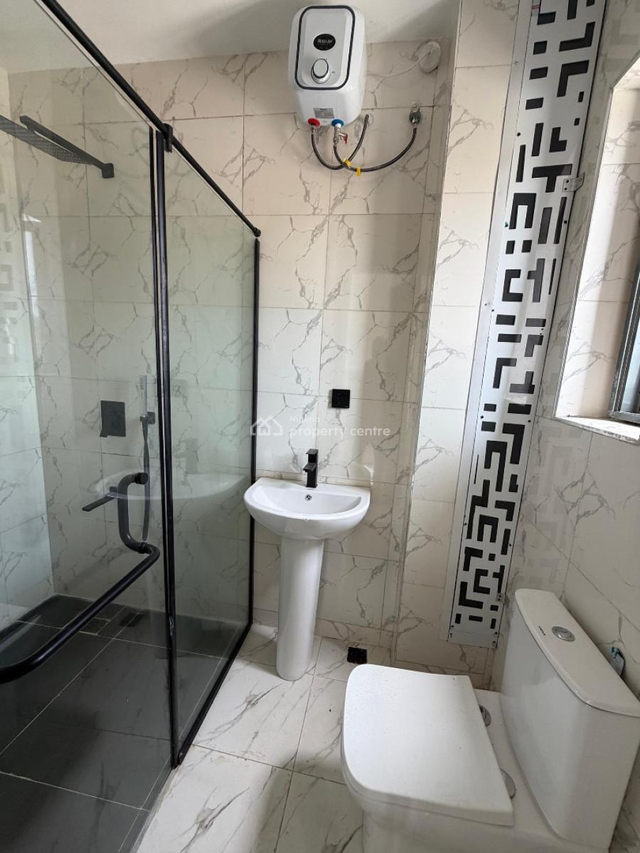 Luxuriously Finished 2bedroom Apartment, Off Freedom Way, Lekki Phase 1, Lekki, Lagos, Flat / Apartment for Sale