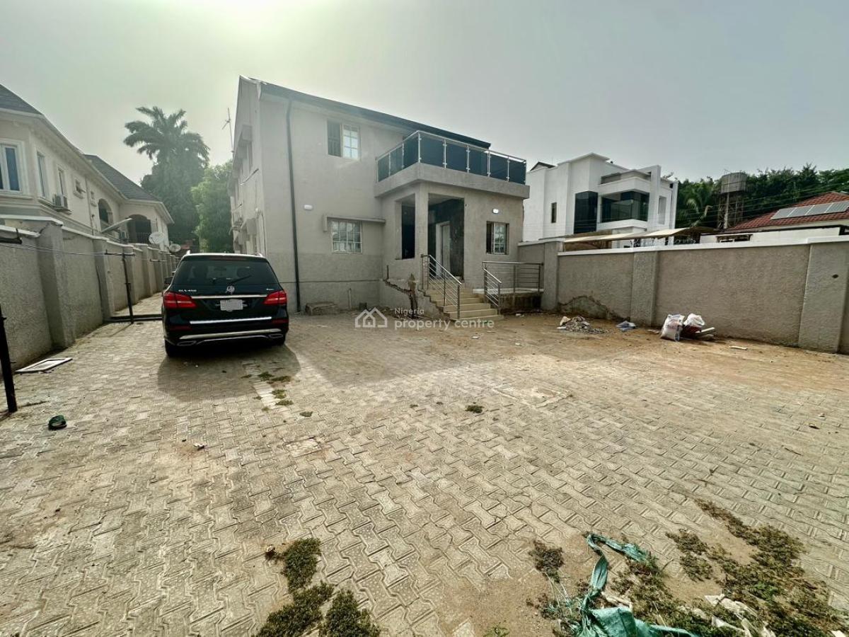 Massive 4 Bedrooms Semi Detached Duplex, 3 Rooms Bq. Office Or Residential, Maitama District, Abuja, Semi-detached Duplex for Rent