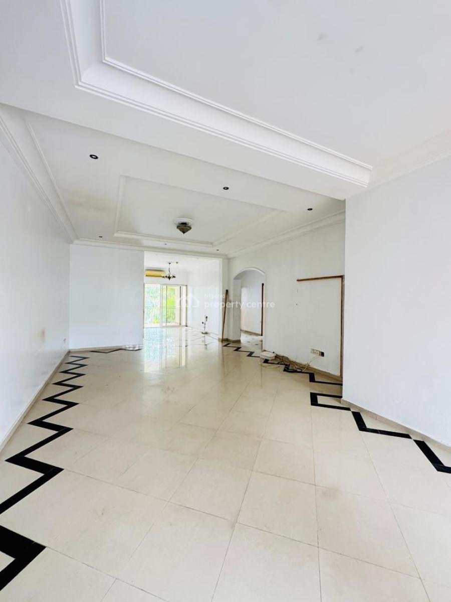 Well Build 3bedrooms Apartment with Bq and Swimming Pool, Banana Island, Banana Island, Ikoyi, Lagos, Flat / Apartment for Rent