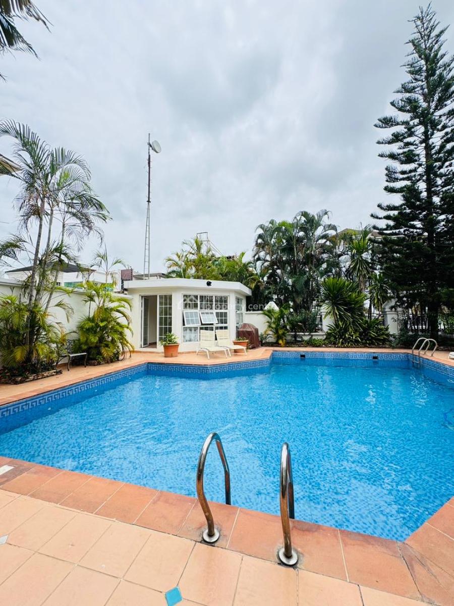 Well Build 3bedrooms Apartment with Bq and Swimming Pool, Banana Island, Banana Island, Ikoyi, Lagos, Flat / Apartment for Rent