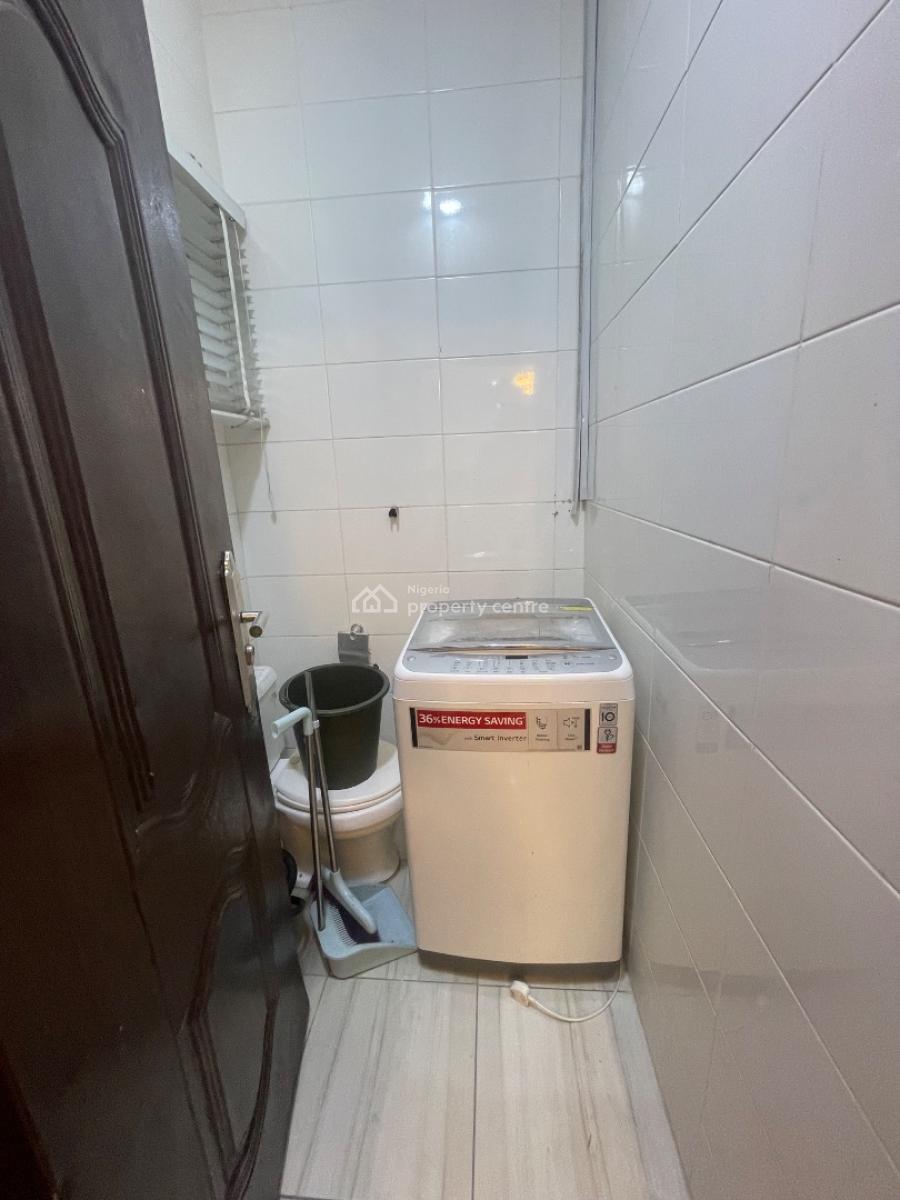 Fully Furnished 2bedroom Flat, Joseph Harrison Estate, Yaba, Lagos, Flat / Apartment Short Let