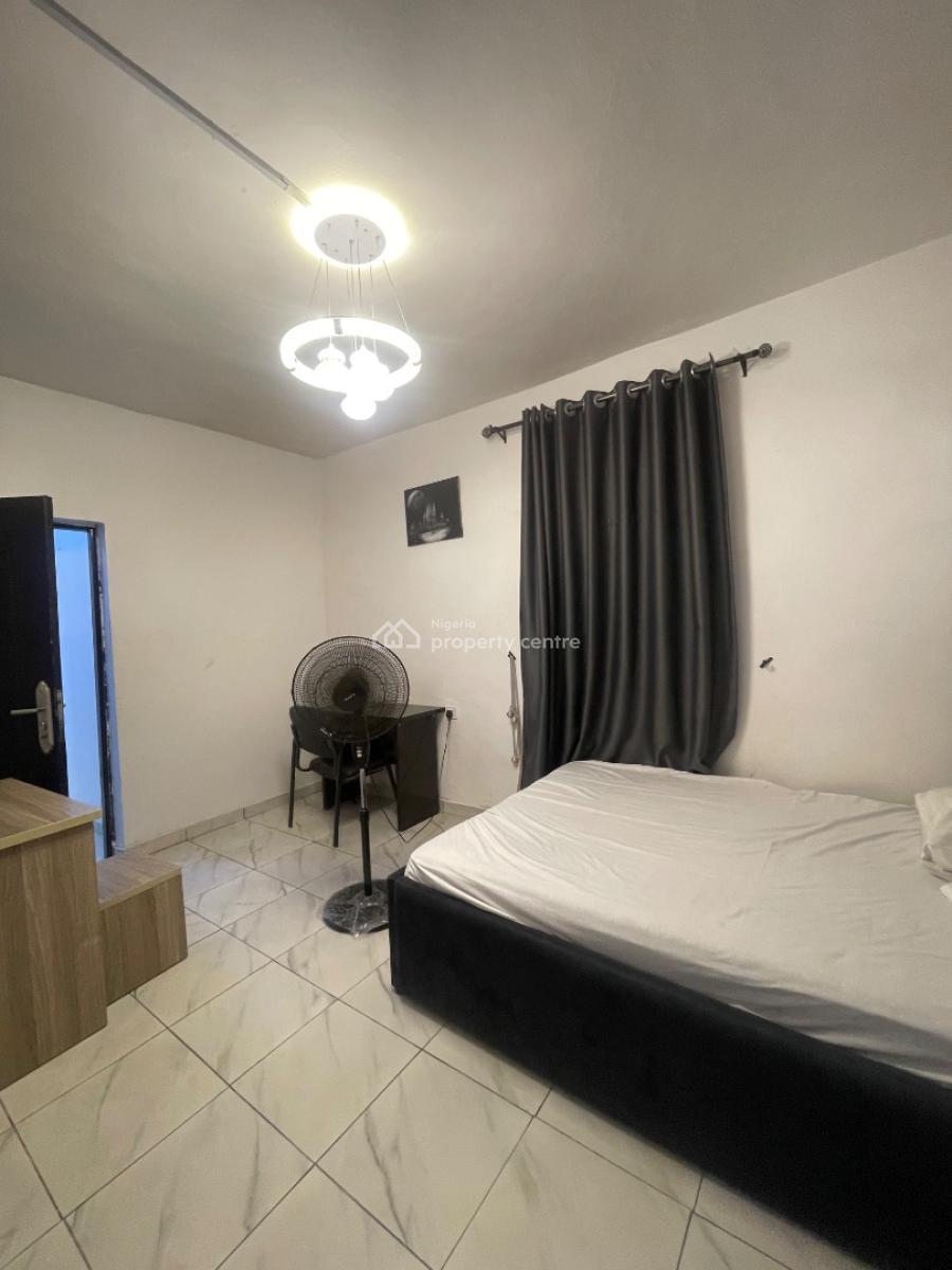 Fully Furnished 2bedroom Flat, Joseph Harrison Estate, Yaba, Lagos, Flat / Apartment Short Let