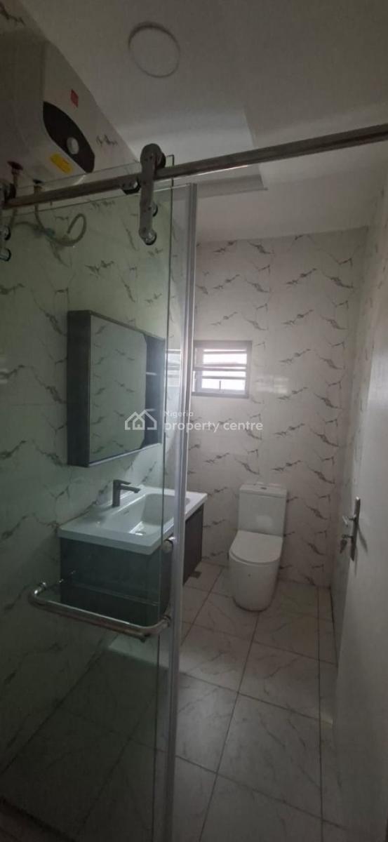 3 Bedroom Apartment with a Bq, Ikeja Gra, Ikeja, Lagos, Flat / Apartment for Sale