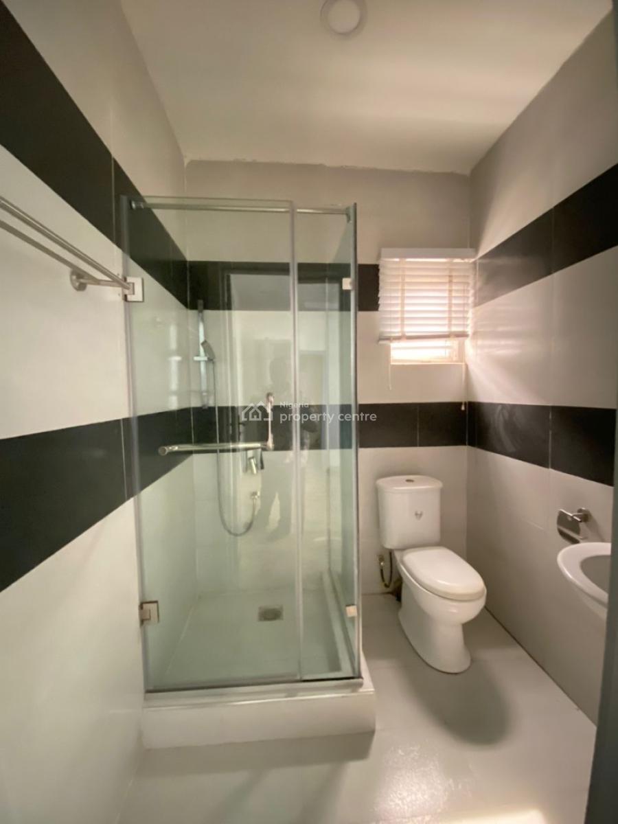 Sparky Clean 4 Bedroom Duplex Terrace in a Top Notch Service Estate, Orchid Road Lekki Luxury Estate 🏡 Before Round About, Lekki, Lagos, Terraced Duplex for Sale