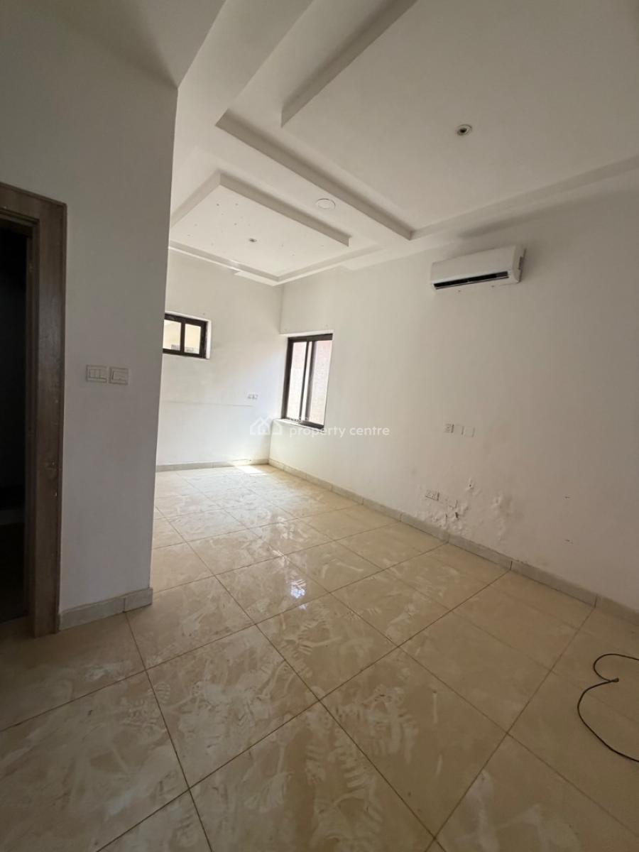Serviced and Private 3 Bedroom Apartment with Bq, Heart of Guzape, Guzape District, Abuja, Flat / Apartment for Rent