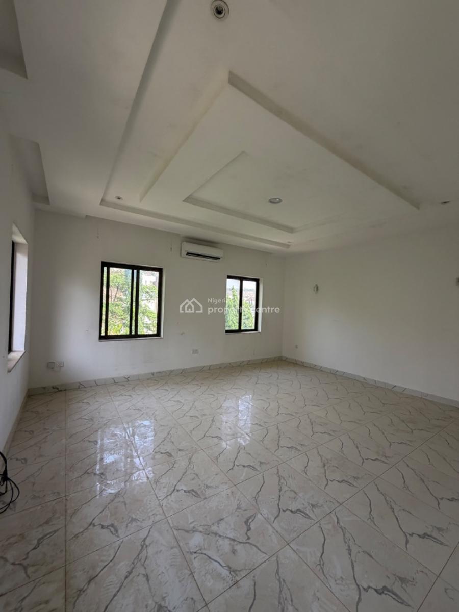 Serviced and Private 3 Bedroom Apartment with Bq, Heart of Guzape, Guzape District, Abuja, Flat / Apartment for Rent