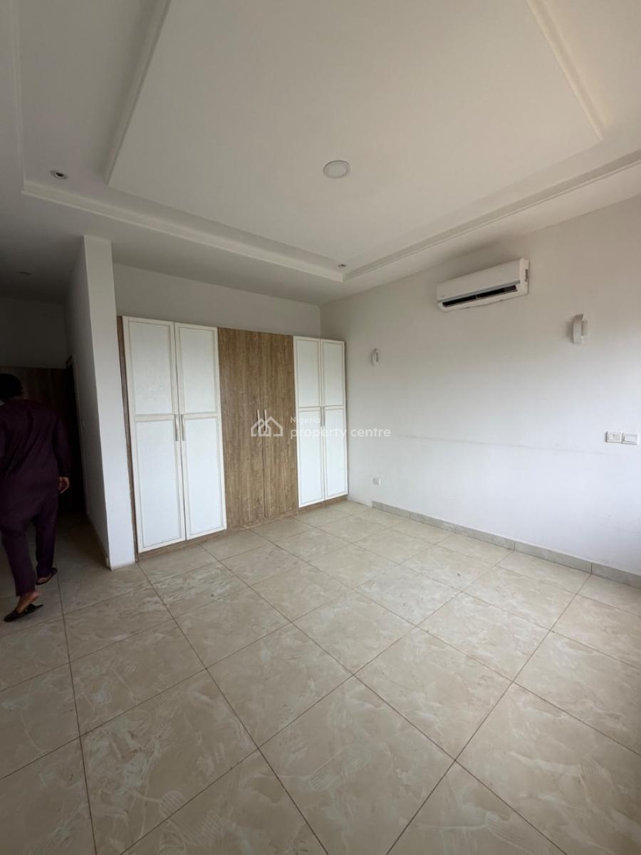 Serviced and Private 3 Bedroom Apartment with Bq, Heart of Guzape, Guzape District, Abuja, Flat / Apartment for Rent