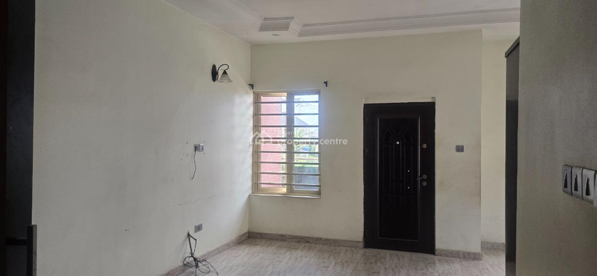 4 Bedroom Semi-detached House with a Staff Room, Agungi, Lekki, Lagos, Semi-detached Duplex for Sale