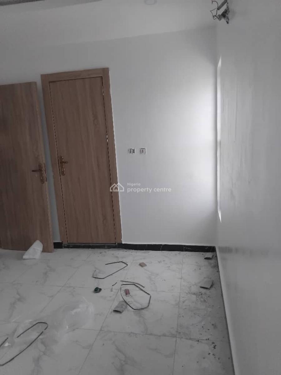 2 Bedrooms Flat, Ologolo Road, Lekki, Lagos, Flat / Apartment for Rent