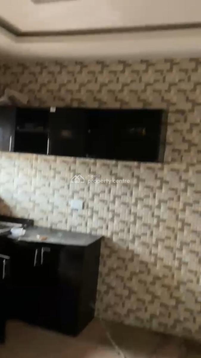 Well Maintained 2 Bedroom Flat, Container, Awoyaya, Ibeju Lekki, Lagos, Flat / Apartment for Rent