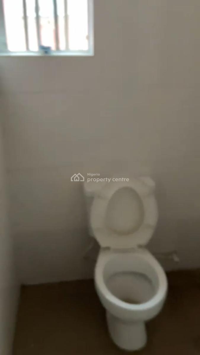 Well Maintained 2 Bedroom Flat, Container, Awoyaya, Ibeju Lekki, Lagos, Flat / Apartment for Rent