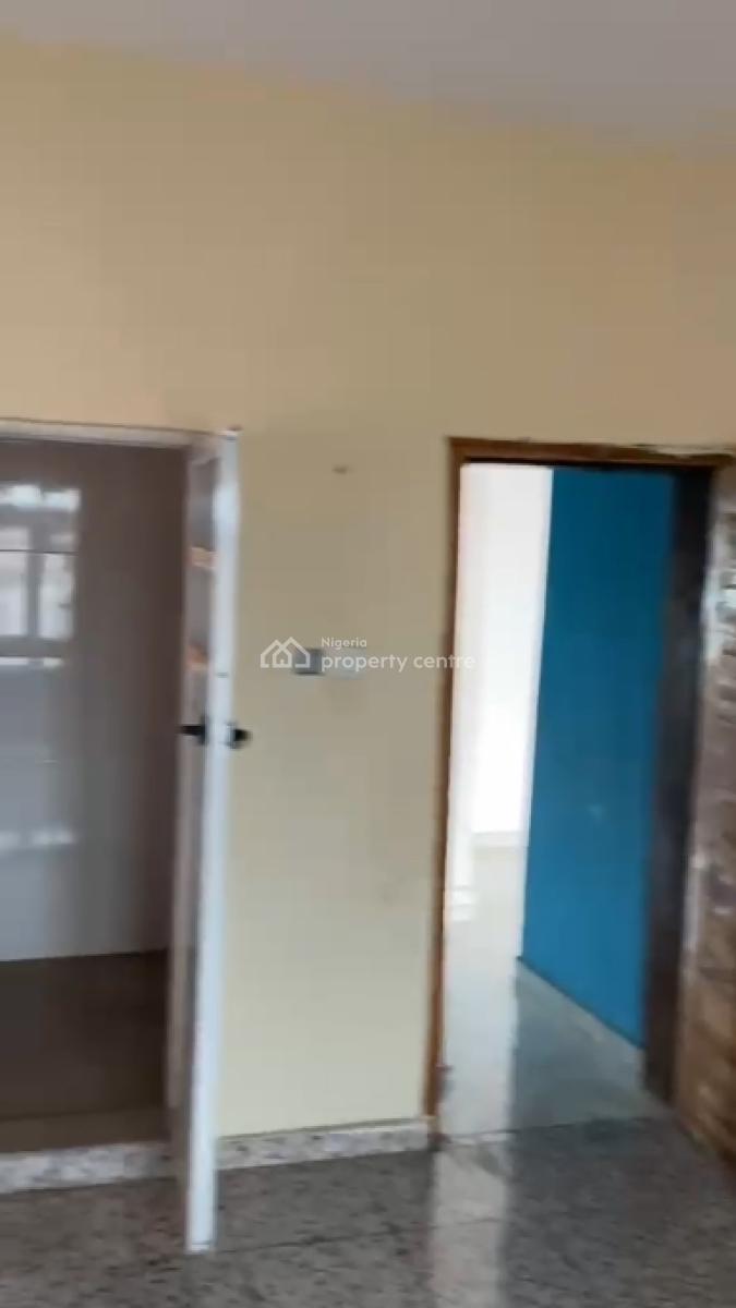 Well Maintained 2 Bedroom Flat, Container, Awoyaya, Ibeju Lekki, Lagos, Flat / Apartment for Rent