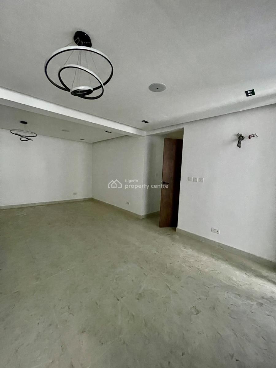 Spacious 2bedroom Apartment, Chisco, Lekki, Lagos, Block of Flats for Sale