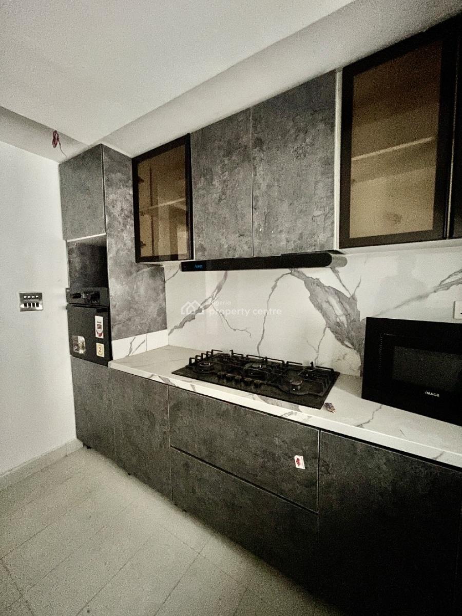 Spacious 2bedroom Apartment, Chisco, Lekki, Lagos, Block of Flats for Sale