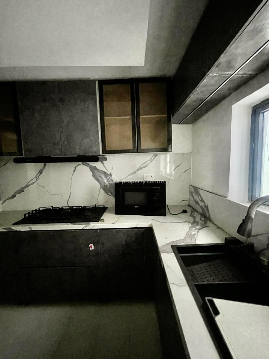 Spacious 2bedroom Apartment, Chisco, Lekki, Lagos, Block of Flats for Sale