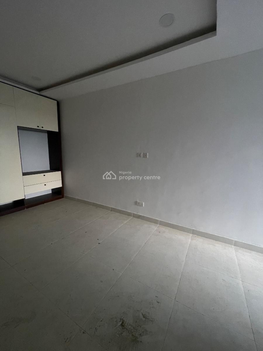 Spacious 2bedroom Apartment, Chisco, Lekki, Lagos, Block of Flats for Sale
