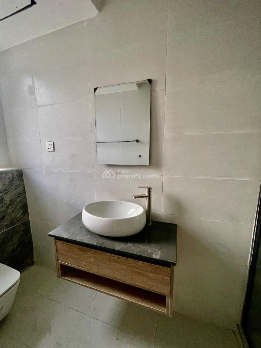 Spacious 2bedroom Apartment, Chisco, Lekki, Lagos, Block of Flats for Sale