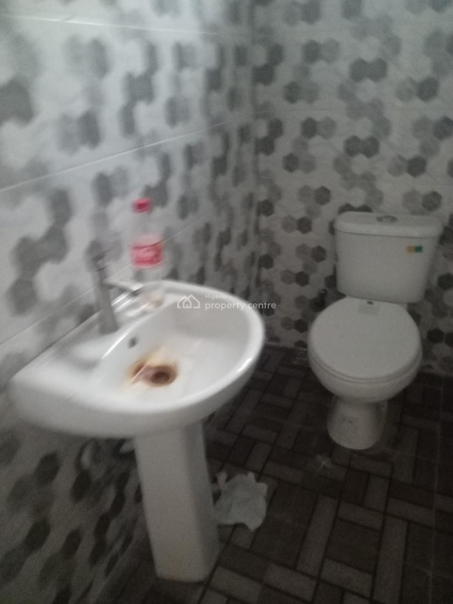 Beautiful Spacious 3 Bedrooms Flat, L&k Estate, Owode, Ajah, Lagos, Flat / Apartment for Rent