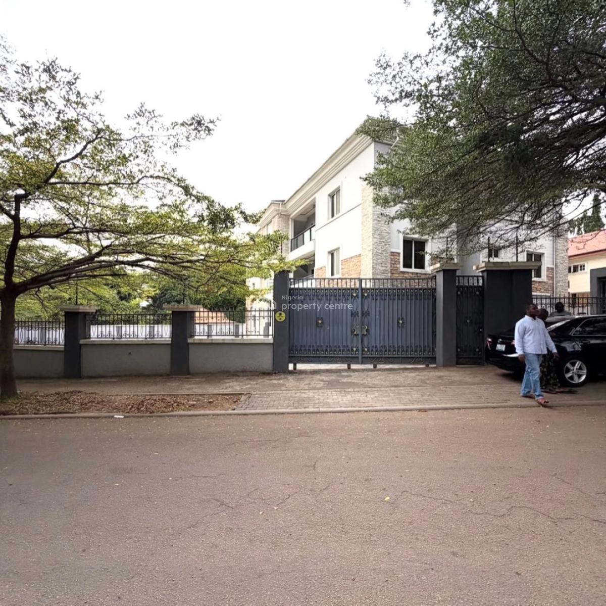 Luxury 6 Units of Spacious 3 Bedroom Apartment,ac,,bq, ,cofo, Ministers Hills. Serene & Well Secured Neighborhood, Maitama District, Abuja, Flat / Apartment for Sale