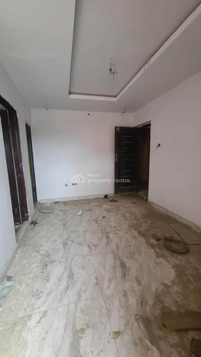 New Mini-flats Upstairs with 2toilet 1bath,balconies,cabinets, Off Lawanson Road, Lawanson, Surulere, Lagos, Mini Flat (room and Parlour) for Rent