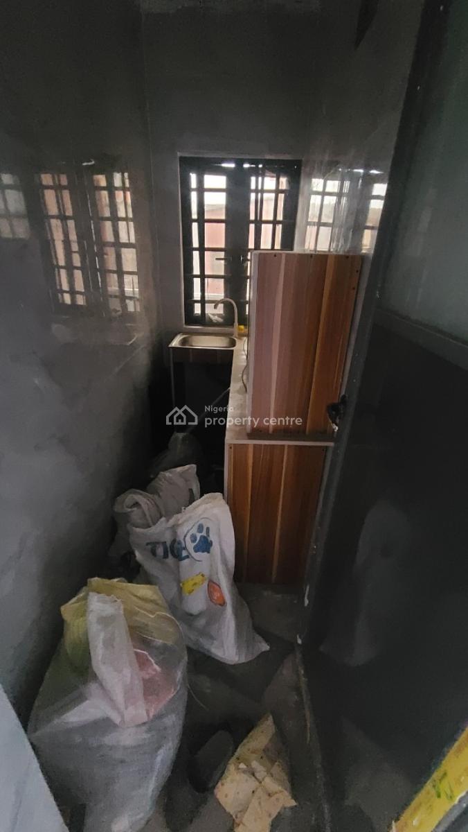 New Mini-flats Upstairs with 2toilet 1bath,balconies,cabinets, Off Lawanson Road, Lawanson, Surulere, Lagos, Mini Flat (room and Parlour) for Rent