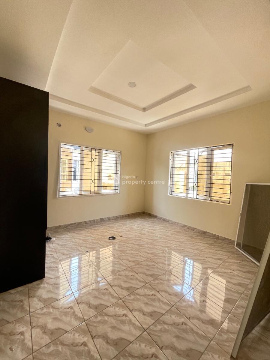 Standard 4 Bedroom Alone in The Compound, Located at Sangotedo,clean and Secured Estate, Sangotedo, Ajah, Lagos, Semi-detached Duplex for Rent