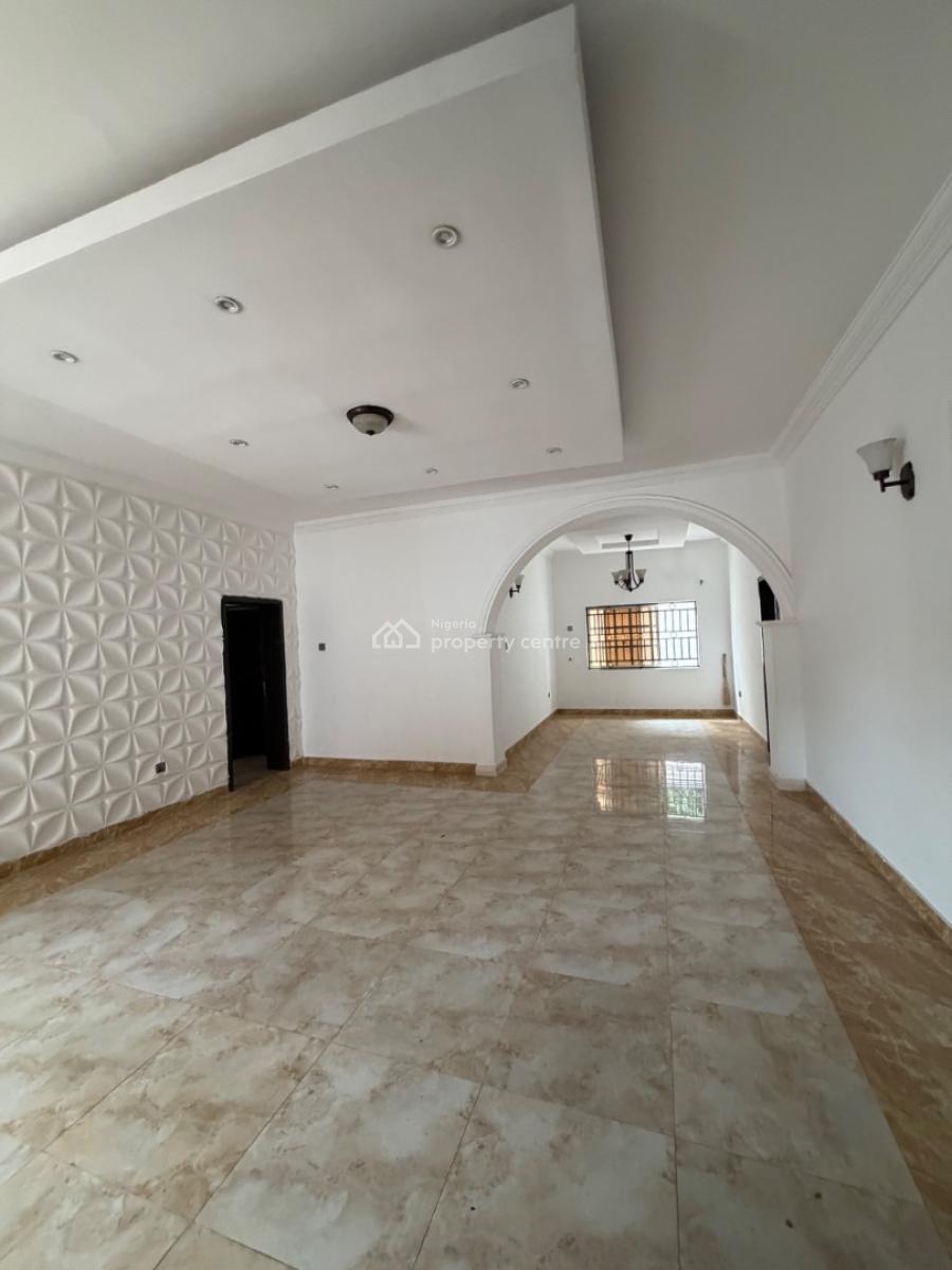 3bedrooms with Bq, Lekki Phase1, Lekki Phase 1, Lekki, Lagos, Flat / Apartment for Rent