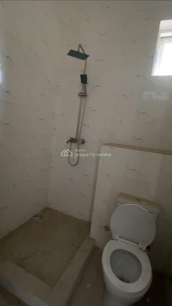 2 Bedroom Apartment, Ilasan, Lekki, Lagos, Flat / Apartment for Sale