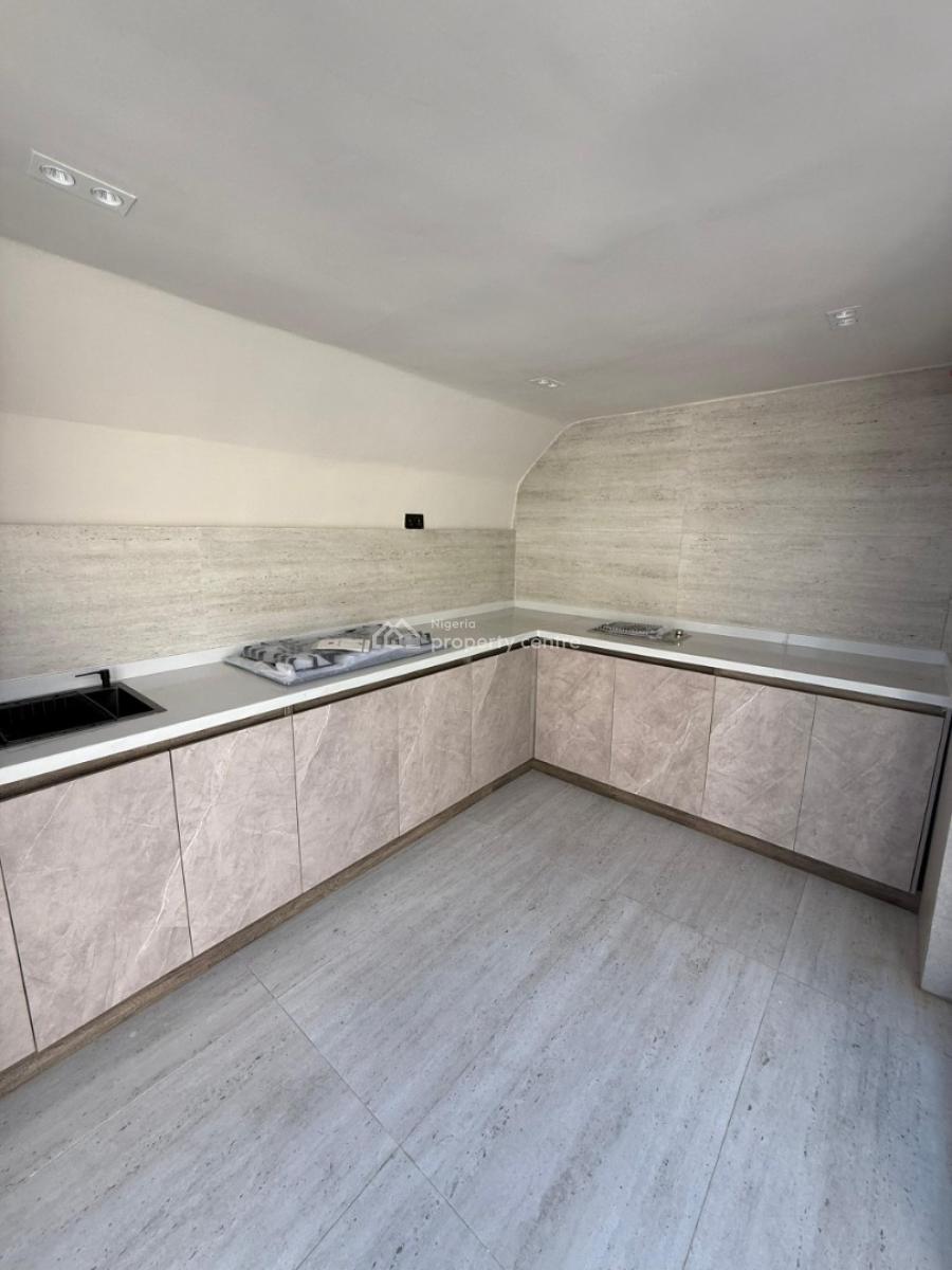 Contemporary 2 Bedroom Penthouse with Gazzebo,pool, Water Fountain, Gy, Phase 1, Lekki, Lagos, Block of Flats for Sale