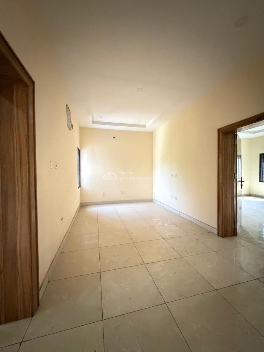 Luxury 4 Bedroom Terrace with Excellent Facilities, Apo, Abuja, Terraced Duplex for Sale