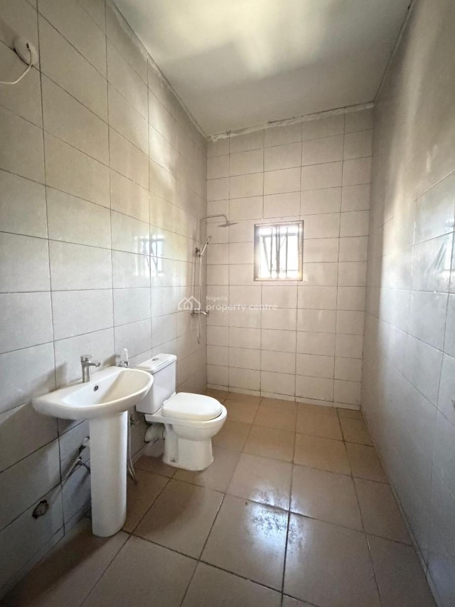 Luxury 4 Bedroom Terrace with Excellent Facilities, Apo, Abuja, Terraced Duplex for Sale