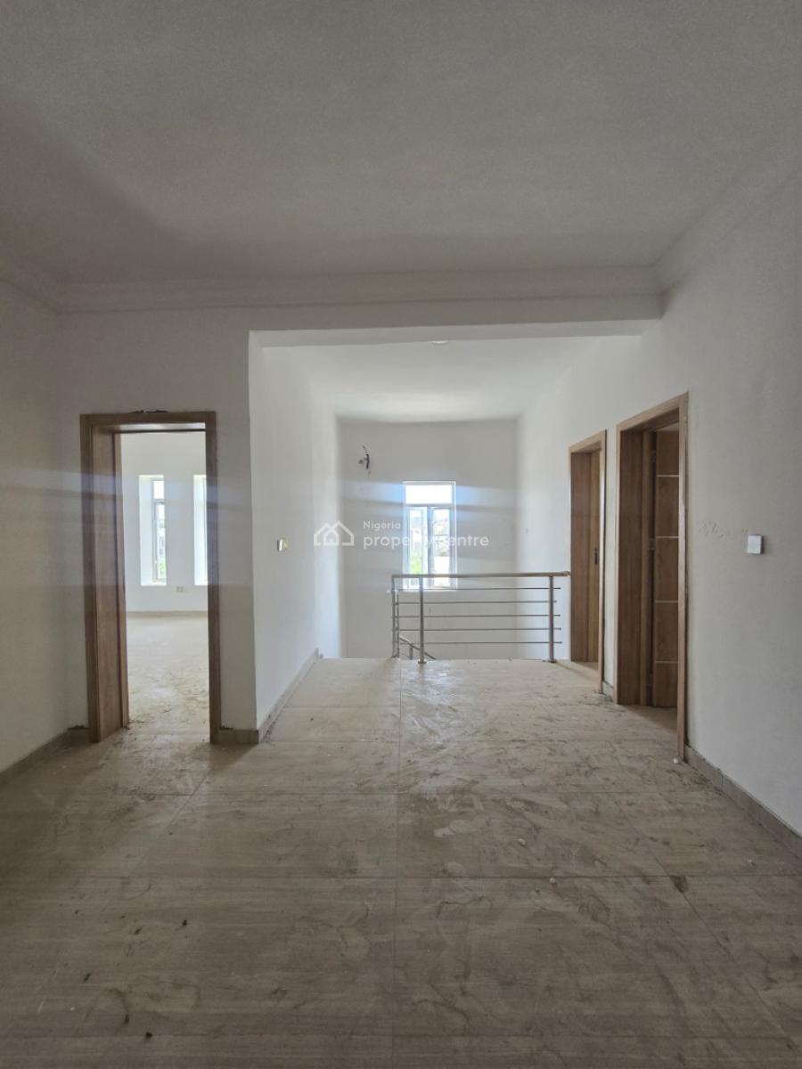 Exquisitely Finished Serviced 2 Bedroom Maisonette with a Room Bq, Lekki Phase 1, Lekki, Lagos, Terraced Duplex for Sale
