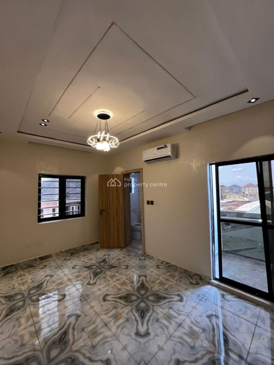 2 Bedroom Fully Furnished in Yaba, Yaba Lagos Fully Furnished 2 Bed Ready for a Shortlet Business, Yaba, Lagos, Block of Flats for Sale