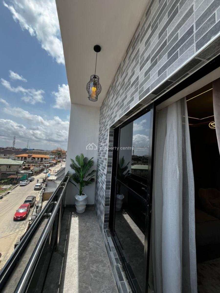 2 Bedroom Fully Furnished in Yaba, Yaba Lagos Fully Furnished 2 Bed Ready for a Shortlet Business, Yaba, Lagos, Block of Flats for Sale