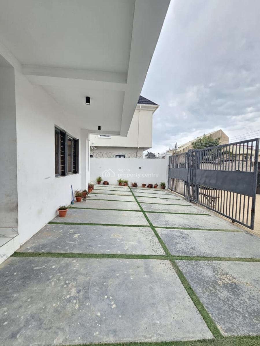 Luxury Spacious 4 Bedroom Fully Detached Duplex with Bq, Ologolo, Lekki, Lagos, Detached Duplex for Sale