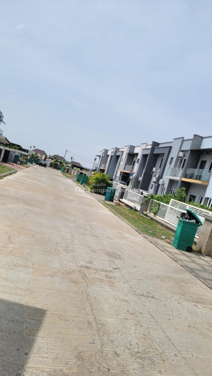 Semi-furnished Four(4) Bedrooms Terrace Duplex!, Cluster,  River Park Estate Airport Road, Lugbe District, Abuja, Terraced Duplex for Rent