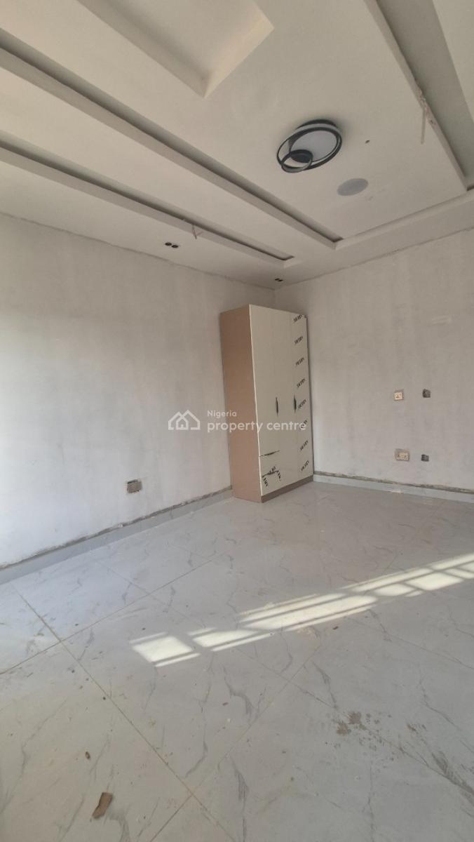 Direct Luxurious & Spacious 4 Bedroom Apartment (flat) with Bq, Swimming Pool, Ikeja Gra, Ikeja, Lagos, Detached Duplex for Sale