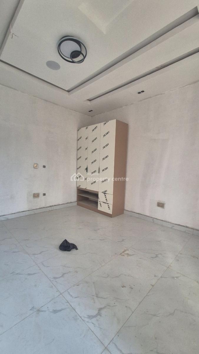 Direct Luxurious & Spacious 4 Bedroom Apartment (flat) with Bq, Swimming Pool, Ikeja Gra, Ikeja, Lagos, Detached Duplex for Sale