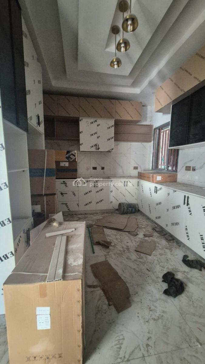 Direct Luxurious & Spacious 4 Bedroom Apartment (flat) with Bq, Swimming Pool, Ikeja Gra, Ikeja, Lagos, Detached Duplex for Sale