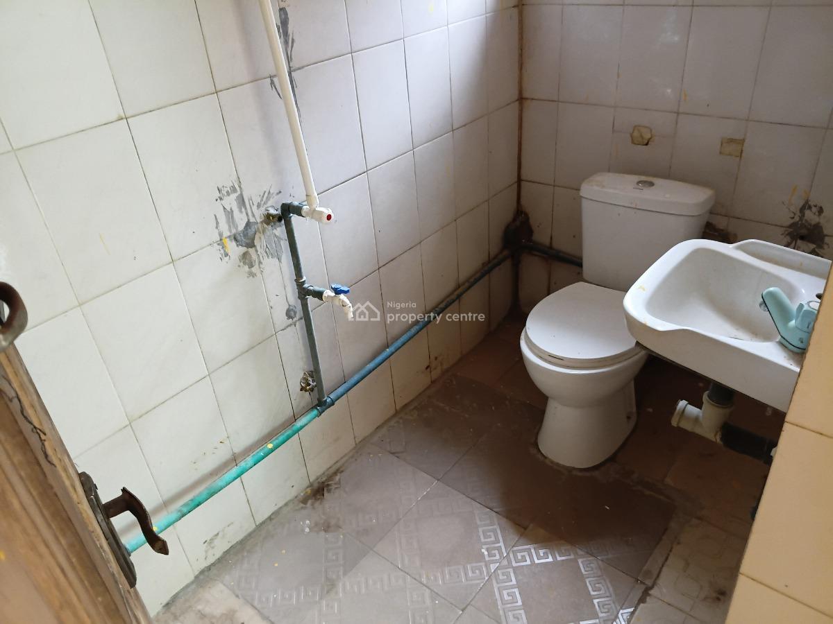 a Nice and Spacious Two Bedroom Flat, Akute-ajuwon Road, and Peaklane Secondary School, Ojodu, Lagos, Flat / Apartment for Rent