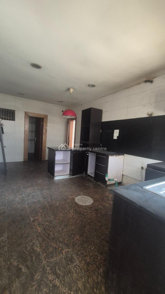Massive 7 Bedroom Fully Detached Duplex with 2 Rooms Bq & 2 Bedrooms Chalet, Ikeja Gra, Ikeja, Lagos, Detached Duplex for Rent