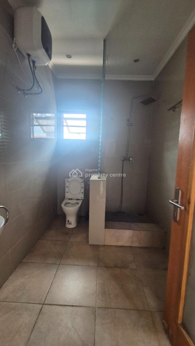 Massive 7 Bedroom Fully Detached Duplex with 2 Rooms Bq & 2 Bedrooms Chalet, Ikeja Gra, Ikeja, Lagos, Detached Duplex for Rent
