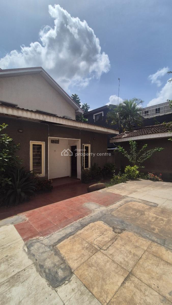 Massive 7 Bedroom Fully Detached Duplex with 2 Rooms Bq & 2 Bedrooms Chalet, Ikeja Gra, Ikeja, Lagos, Detached Duplex for Rent