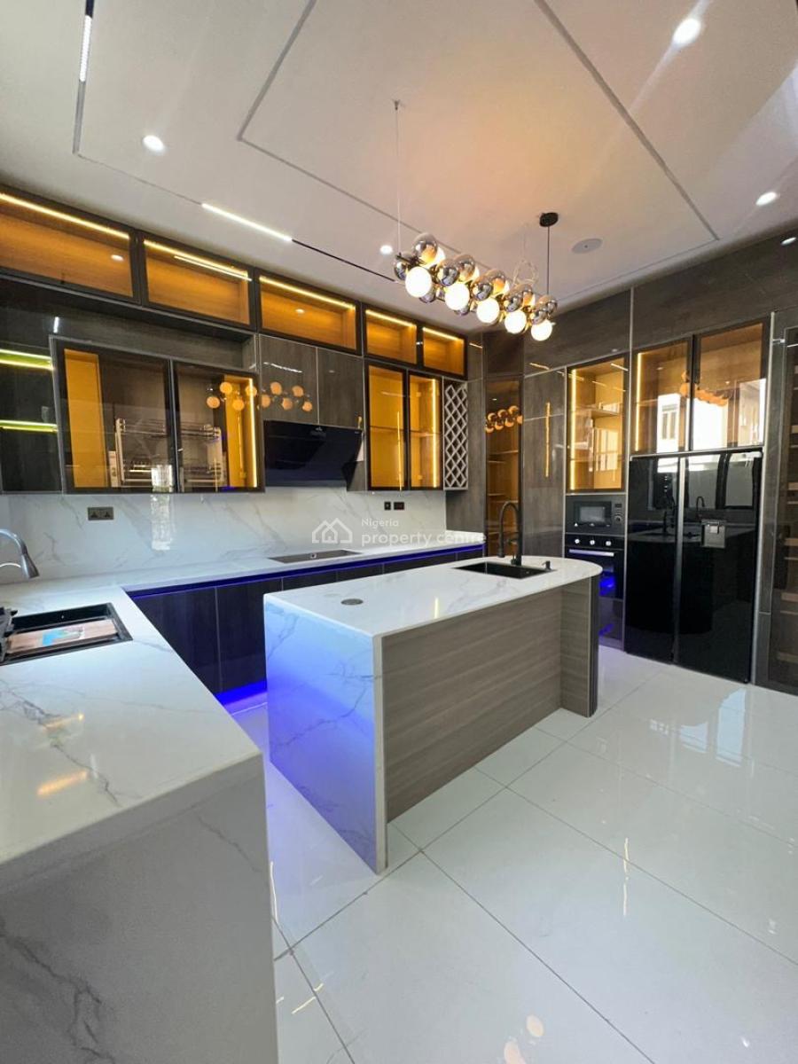 Standard 5 Bedroom Fully Detached Home, Orchid Road, Lekki, Lagos, Detached Duplex for Sale