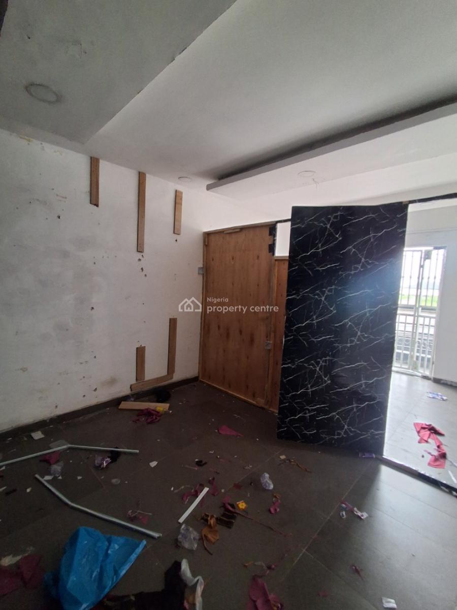 Shop Upstairs, Addo Road, Ado, Ajah, Lagos, Shop for Rent