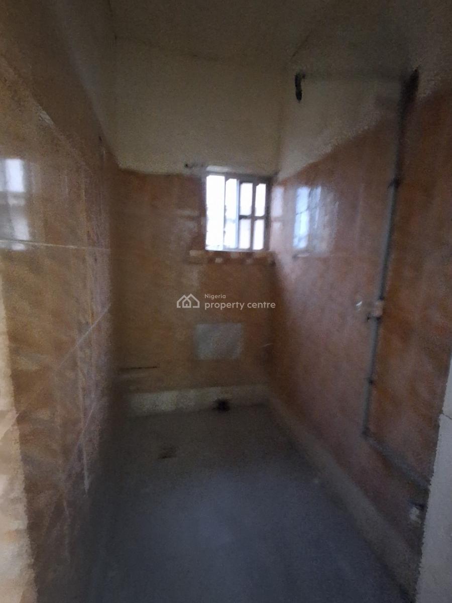 2 Bedroom Upstairs, Badore, Ajah, Lagos, House for Rent